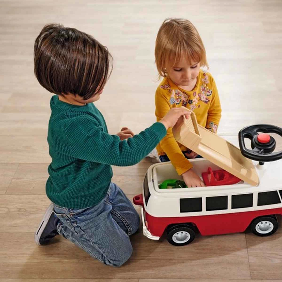 VW Minibus T1 Red Bingit Car