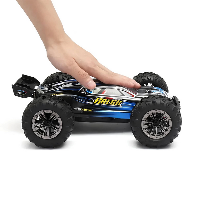 Rechargeable Remote Control Fast Car 4X4 1:16 9136
