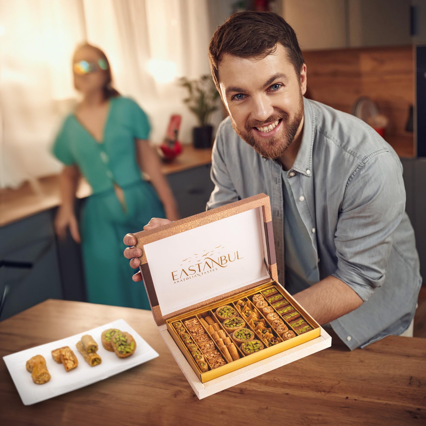 Eastanbul Baklava, 1.1lb, Baklava Pastry, Pistachio Gift Box, Middle Eastern Sweets, Premium Gourmet Desserts, Pistachio & Cashew Rich Pastry, Dulces Arabes, Arabic Sweets, Turkish Gifts