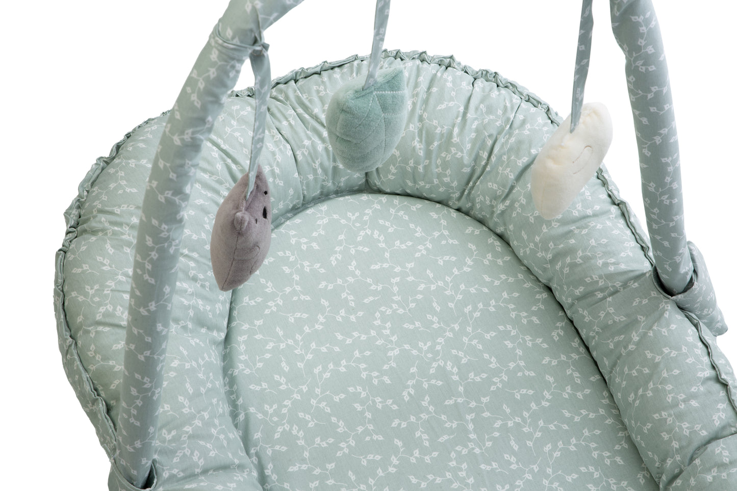 Babyjem babynest with toys