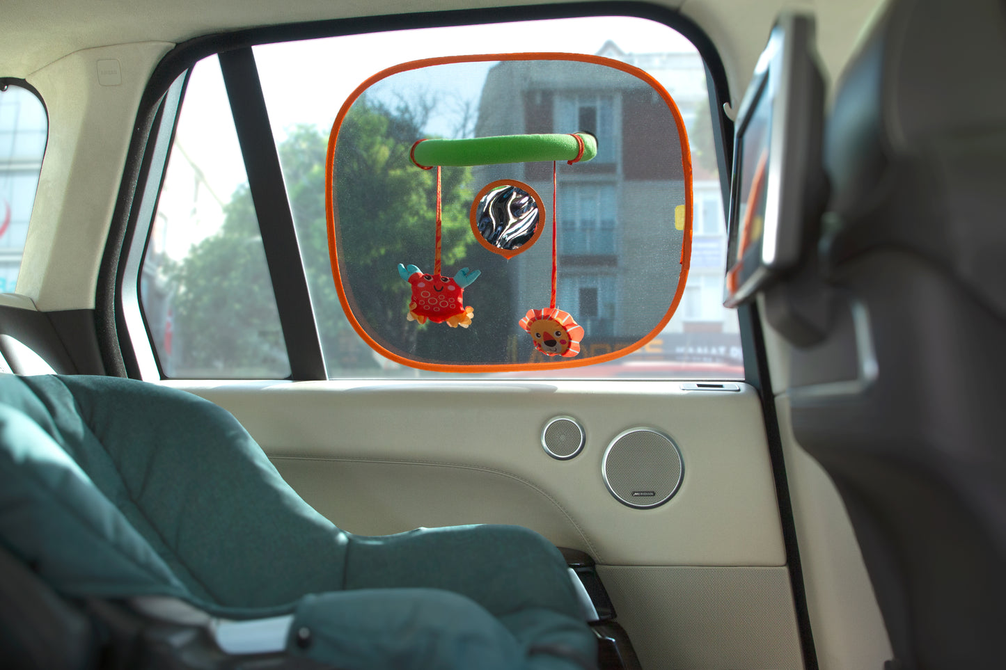 Babyjem window curtain with animals