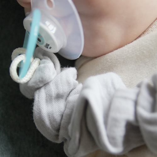 Babyjem muslin pacifier hanger