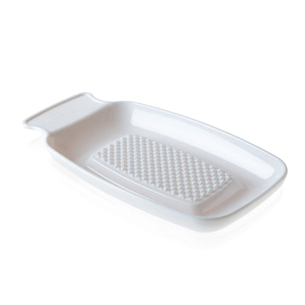 Babyjem Plastic Grater, collect puree, serve fresh, and clean easily dishwasher safe