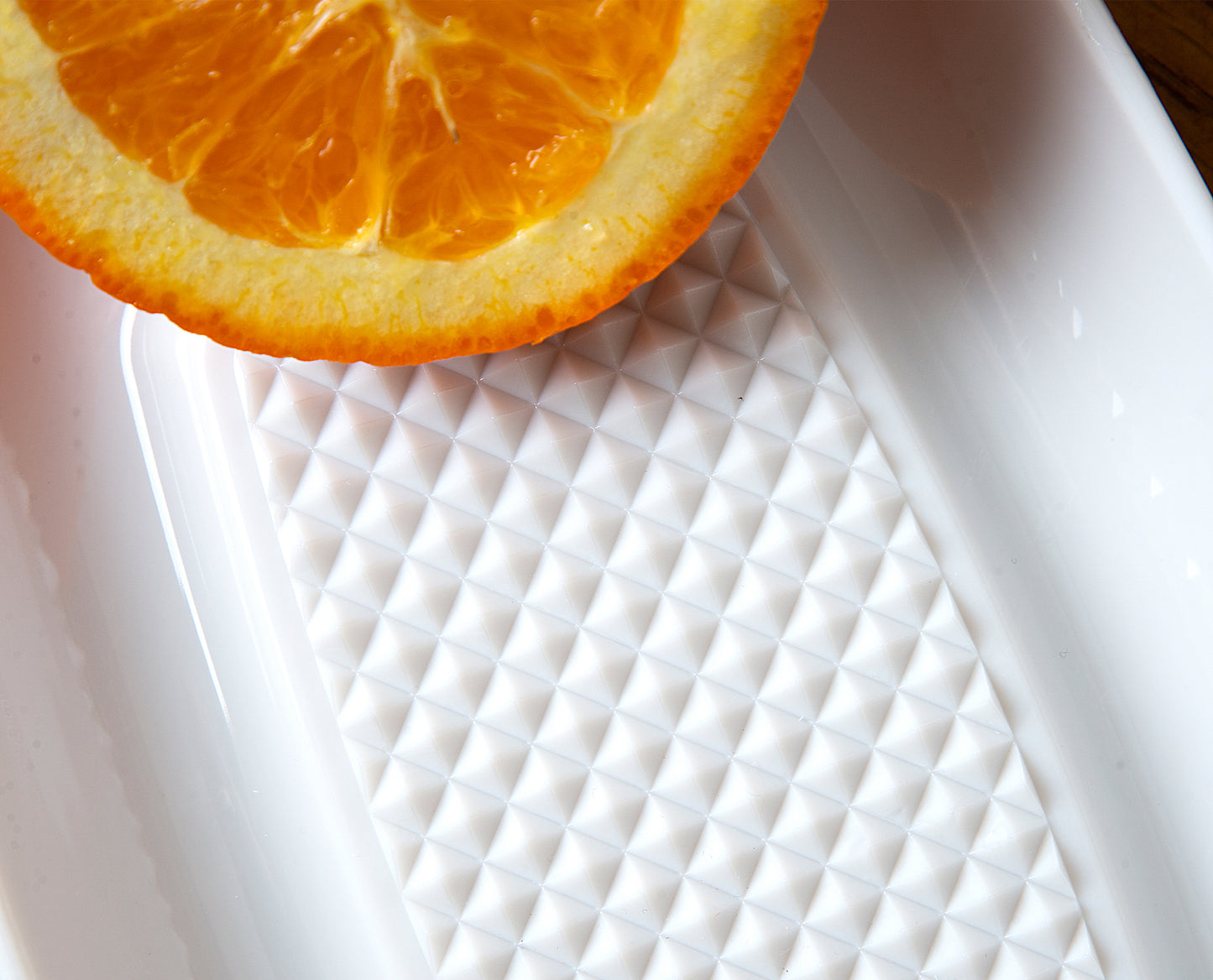 Babyjem Plastic Grater, collect puree, serve fresh, and clean easily dishwasher safe