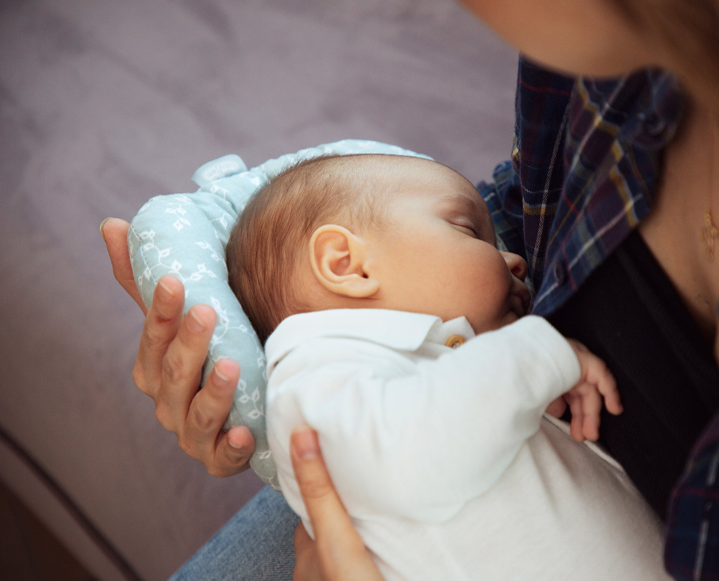 Babyjem breastfeeding pillow