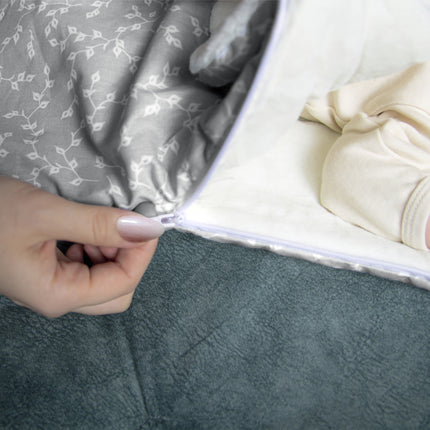 Babyjem swaddle with flower patterns