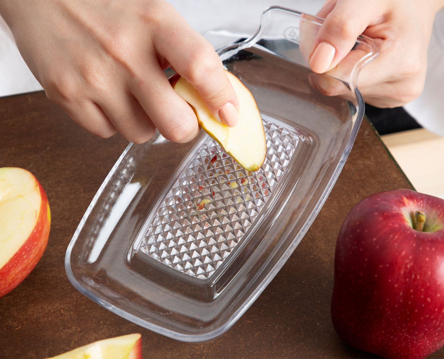 Babyjem Plastic Grater, collect puree, serve fresh, and clean easily dishwasher safe