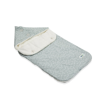 Babyjem swaddle with flower patterns