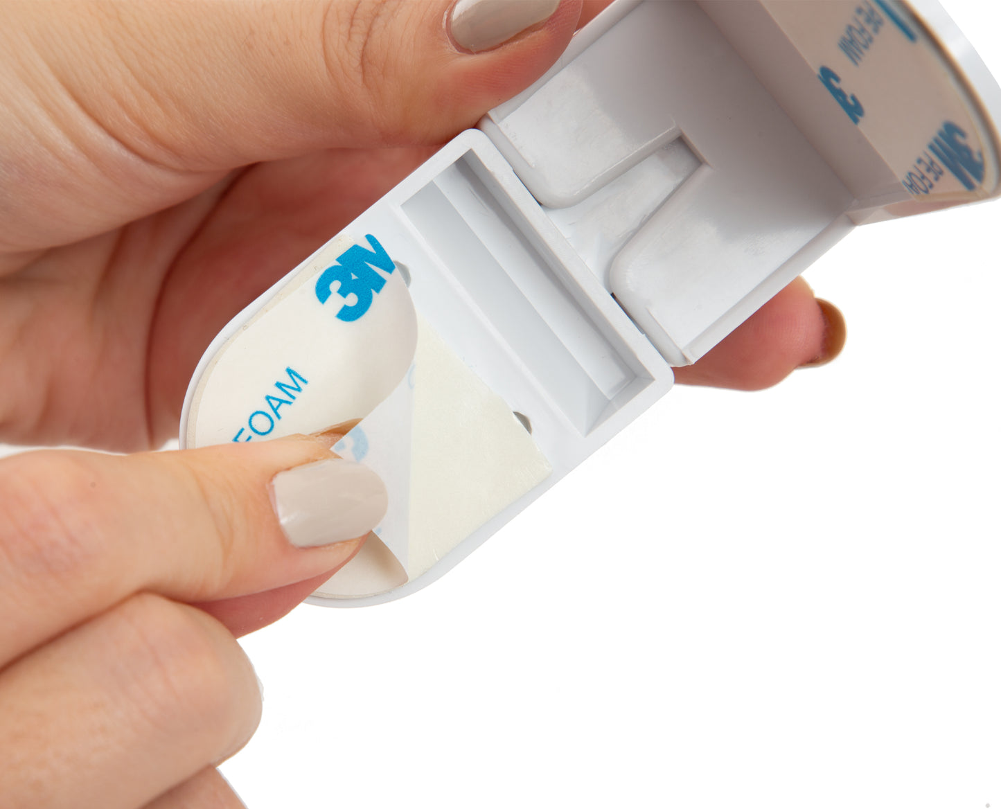 Babyjem non screw drawer lock / white