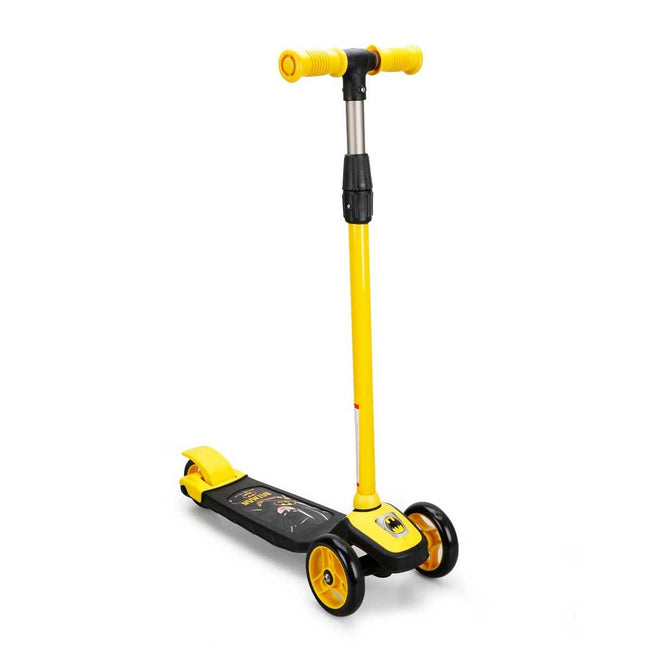 Batman 3-Wheel Twistable Scooter