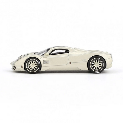 Mini GT 1/64 BBR Pagani Utopia Presentation Grigio Rinascimento