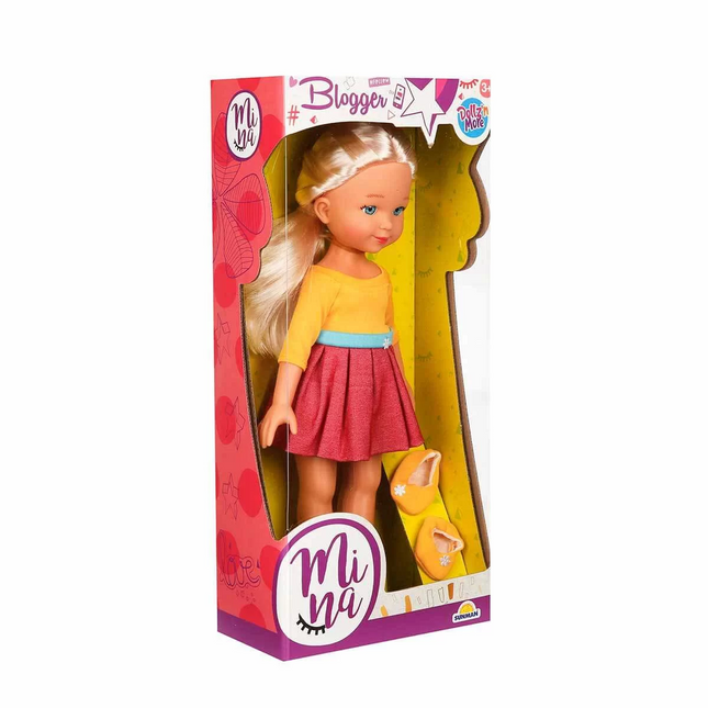 Mina Blogger Doll 35 cm
