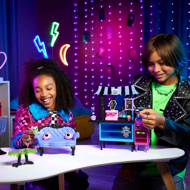 Monster High Coffin Bean Restaurant Play Set HHK65