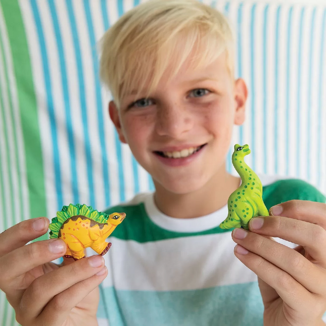 4M Dinosaur Mold and Painting Set