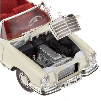 1:18 1967 Mercedes Benz 280 SE