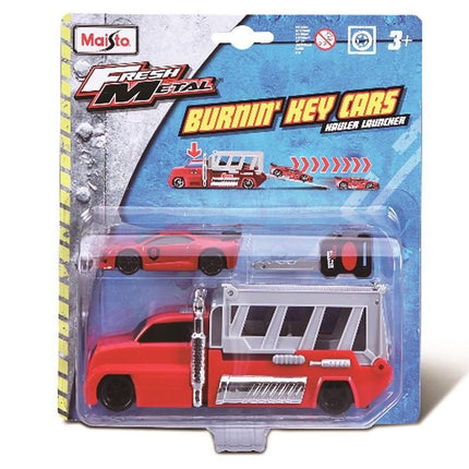 Maisto Burnin Key Car and Transporter Truck