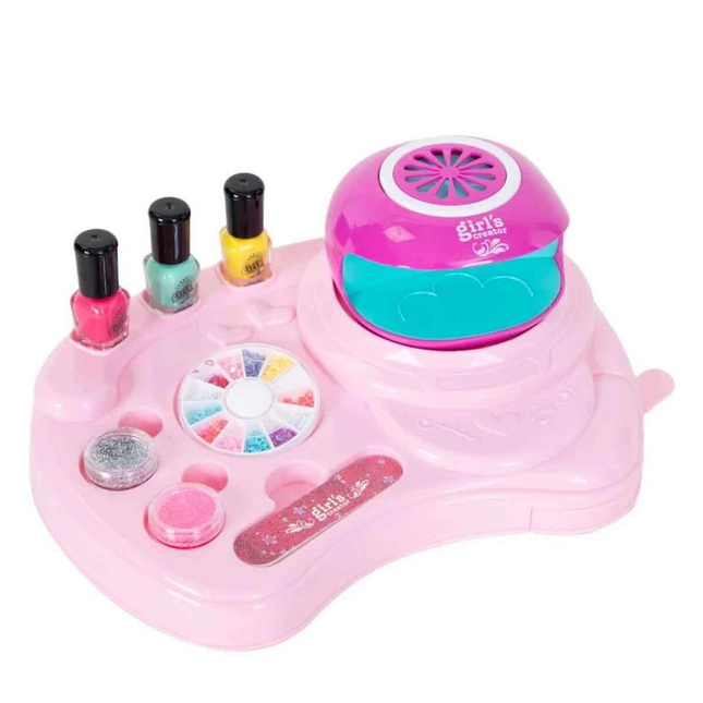 Illuminated Nail Design Studio