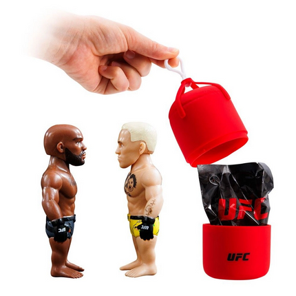 UFC Kafes Dövüşçüleri Boks Torbası Sürpriz Kapsül