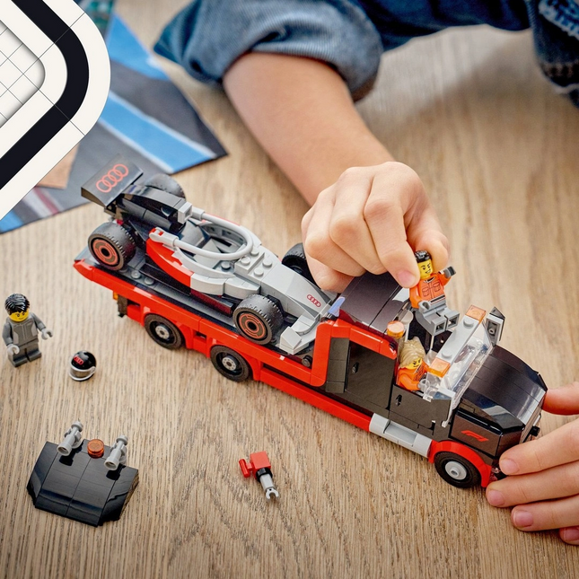 LEGO City Audi F1 Yarış Arabalı F1 Sergileme Kamyonu 60493