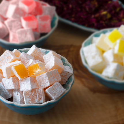 Cerez Pazari Turkish Delight Orange Flavor, Gourmet Small Size Snacks Gift Box, Sweet Traditional Confectionery, Vegan Soft Candy Dessert Loukoumi, Nut &amp; Glucose-Free Turkish Delight, Approx. 40Pcs, 8.1oz.