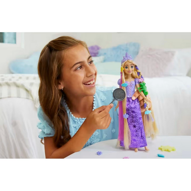 Princess Rapunzel with Color-Changing Magic Hair