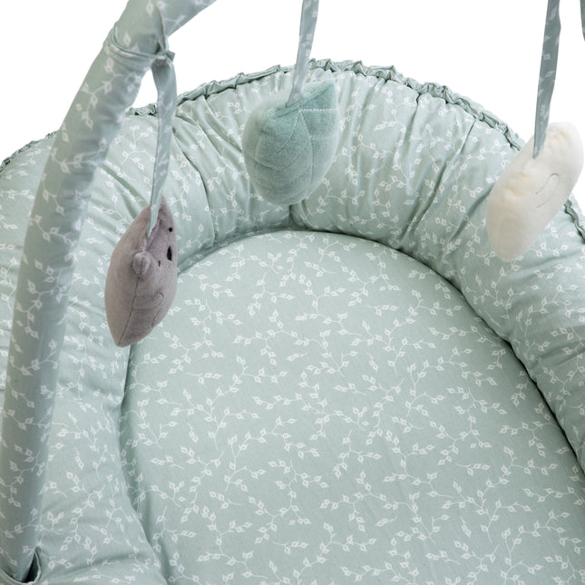 Babyjem babynest with toys