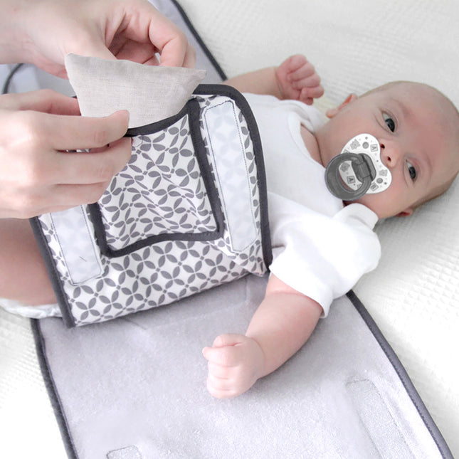 Babyjem practical swaddle with anticolic cherry core bag