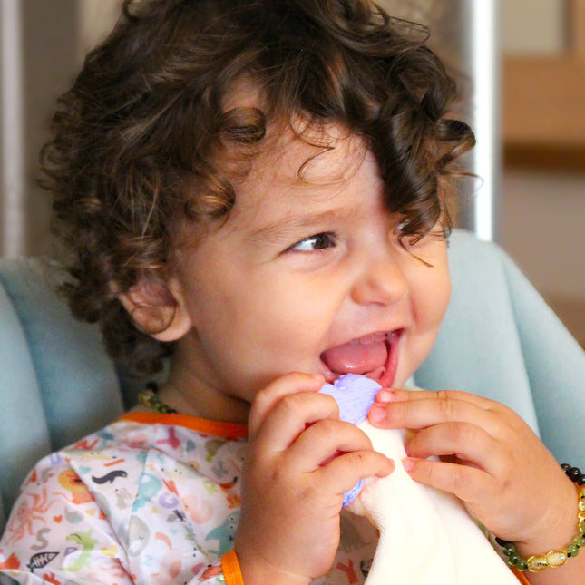 Babyjem sleeping friend with theeter