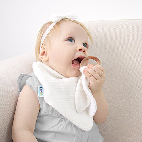 Babyjem muslin bib with teether