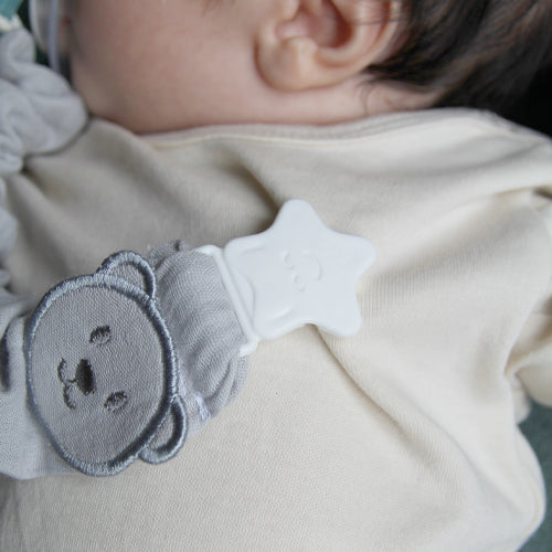 Babyjem muslin pacifier hanger