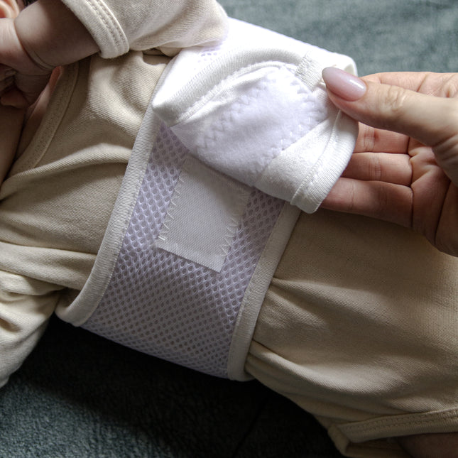 Babyjem baby back protector white