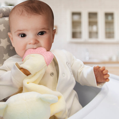 Babyjem sleeping friend with theeter