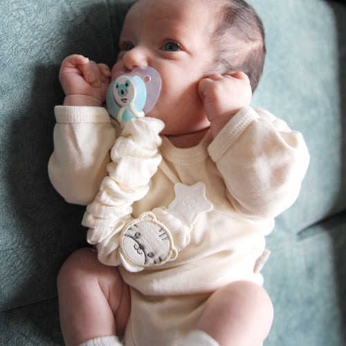 Babyjem muslin pacifier hanger