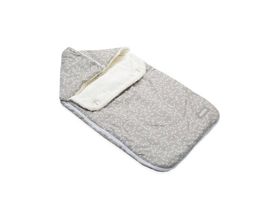 Babyjem swaddle with flower patterns
