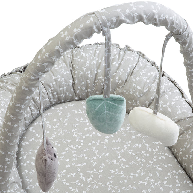 Babyjem babynest with toys