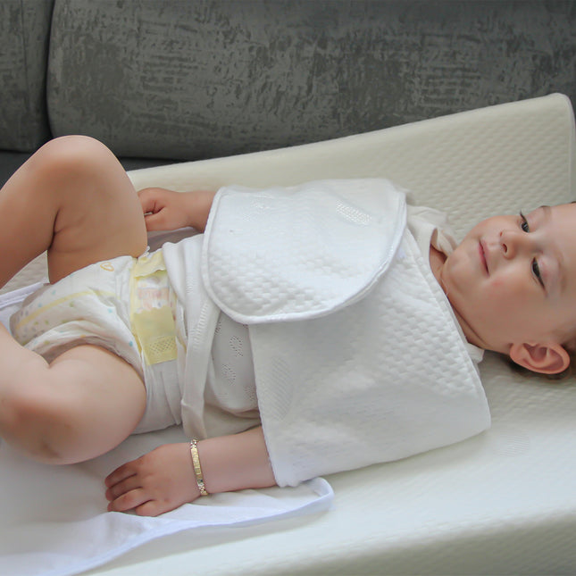 Babyjem swaddle changing mat / white