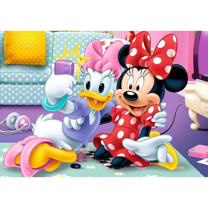 50 Piece Minnie Puzzle