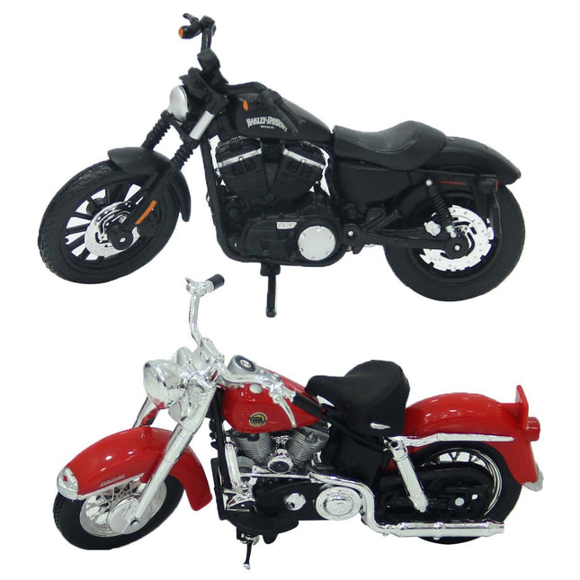 1:18 Harley-Davidson Motorcycle