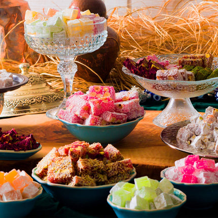 Cerez Pazari Turkish Delight Candy Gift Basket, Lokum Dessert Gourmet, Christmas Holiday Corporate Food Gifts In Elegant Tin Box, With 6 Unique Flavors, 1.6 lbs