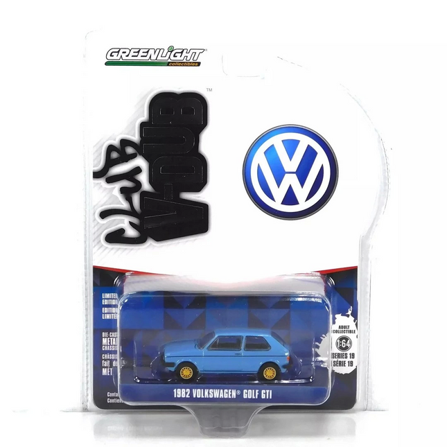 Greenlight 1/64 Club Vee-Dub Series 19- 1982 Volkswagen Golf– Monaco Blue