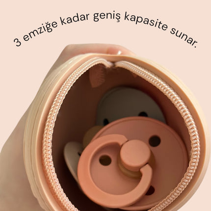 Silicone Pacifier Storage Box - PEACH