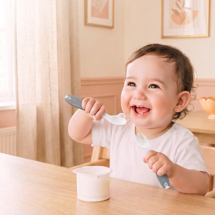 Babyjem Açılı Mama Çatal Kaşık Seti - Beyaz