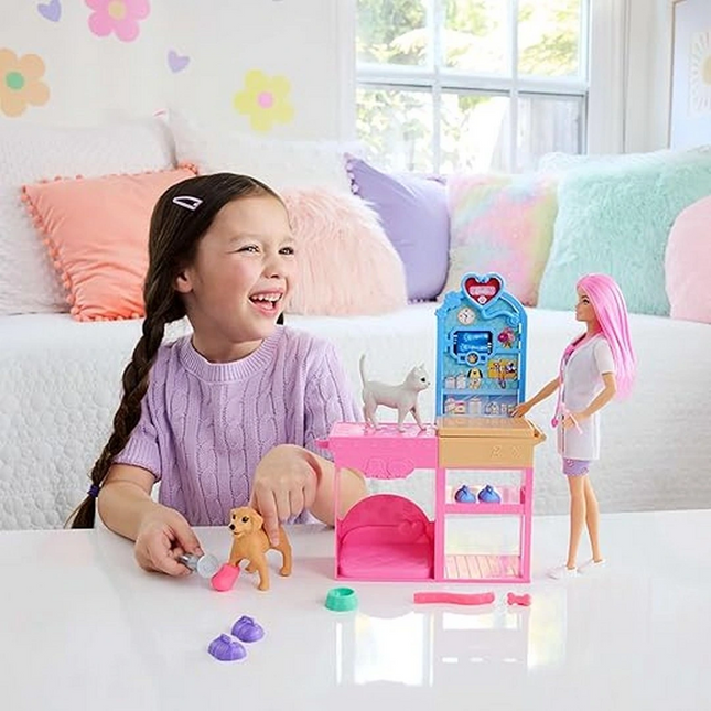 Barbie ’nin Veteriner Kliniği Bebek Ve Aksesuarları