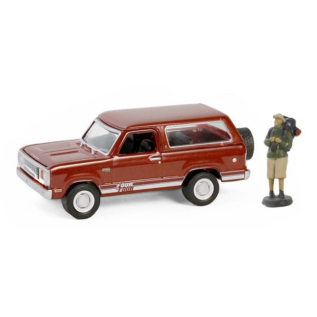 Greenlight 1/64 The Hobby Shop Series 16- 1978 Plymouth Trail Duster with Backpacker Figure