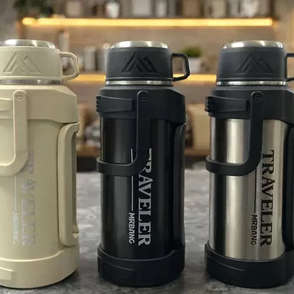 1600 ml Bardaklı Çift Katmanlı Vakumlu Paslanmaz Çelik Termos