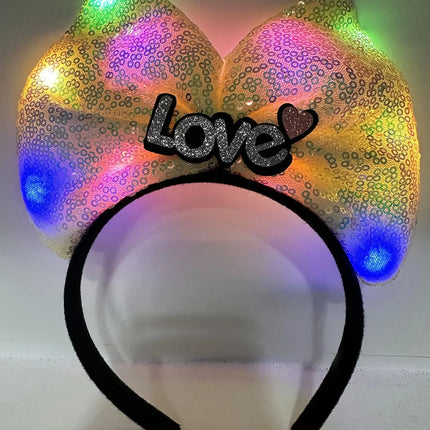 Led Işıklı Love Yazılı Fiyonk Taç