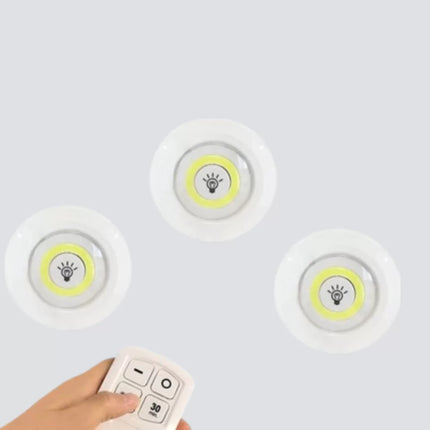 Dekoratif ve Pratik 3’lü Kumandalı Spot LED Aydınlatma