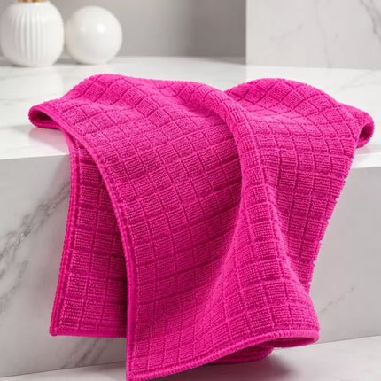 PEMBE KARELİ BEZ