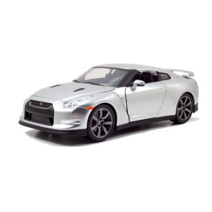 Hızlı & Öfkeli, 2009 Nissan GT-R Model Araba