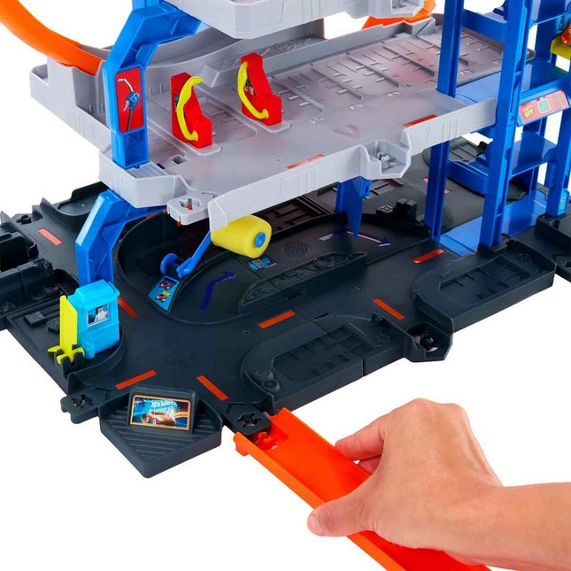 Hot Wheels City Mega Loop Garaj